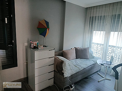 URLA İÇMELERDE DENİZ MANZARALI LUX YAPILI MÜSTAKİL VİLLA