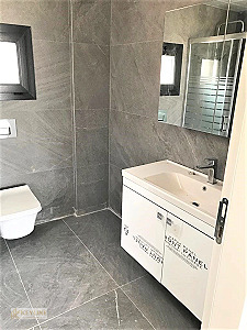 URLA İÇMELERDE DENİZ MANZARALI LUX YAPILI MÜSTAKİL VİLLA