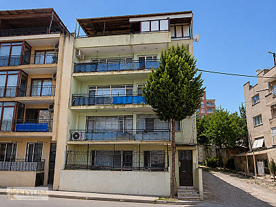 Gültepe'de Deniz Manzaralı, 5 Katlı, Teraslı Komple Satılık Bina