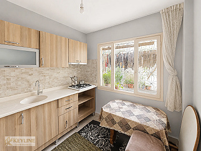 Gültepe'de Deniz Manzaralı, 5 Katlı, Teraslı Komple Satılık Bina