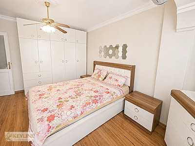 Gültepe'de Deniz Manzaralı, 5 Katlı, Teraslı Komple Satılık Bina